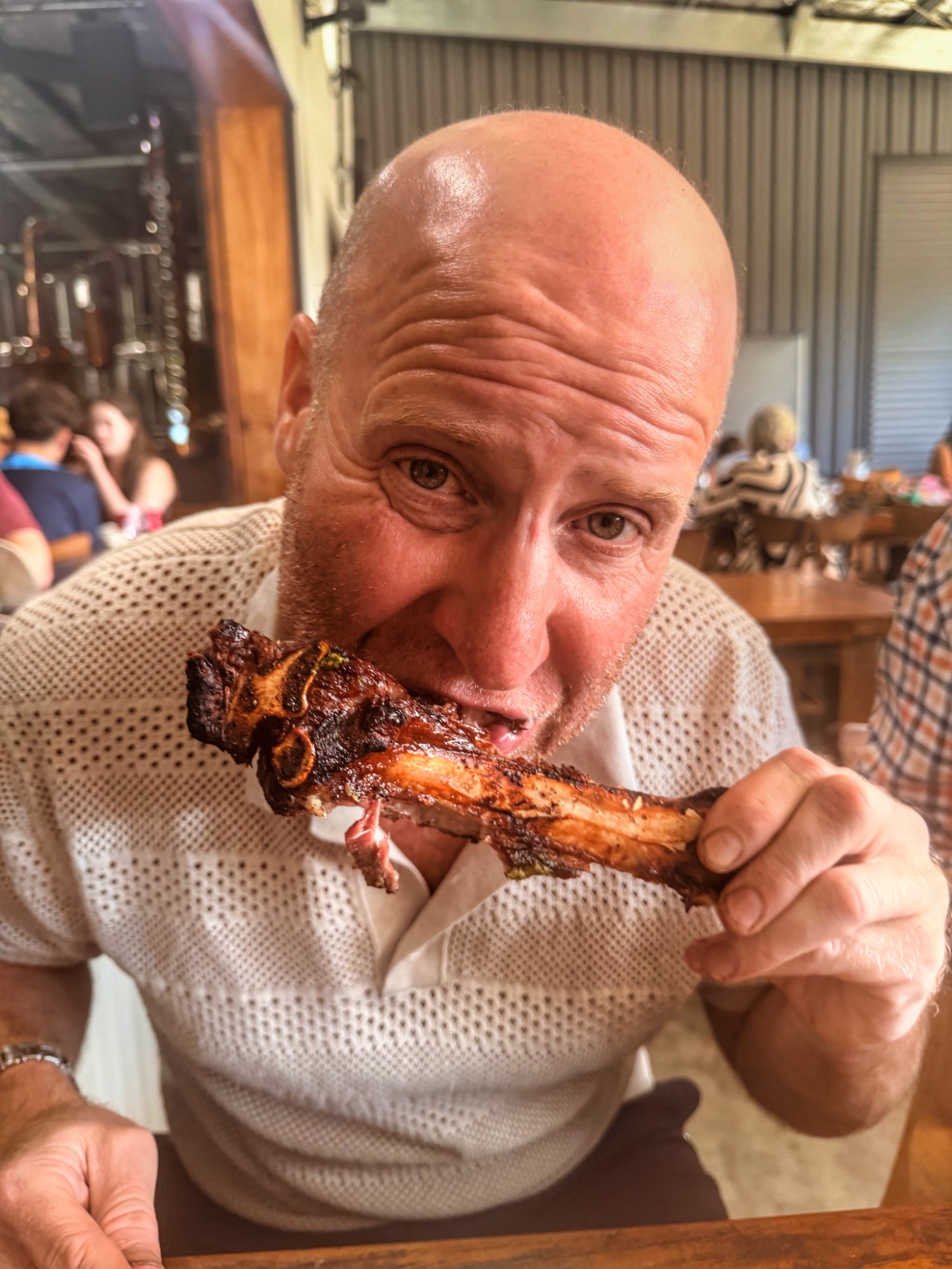 Darren with the 800g tomahawk at Sanctus Brewing Co, Townsend